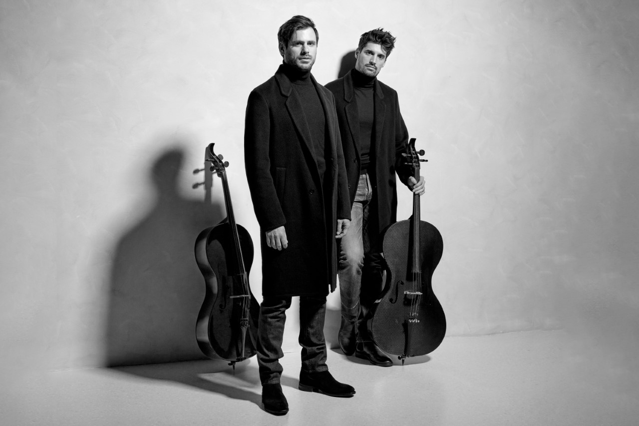 2CELLOS